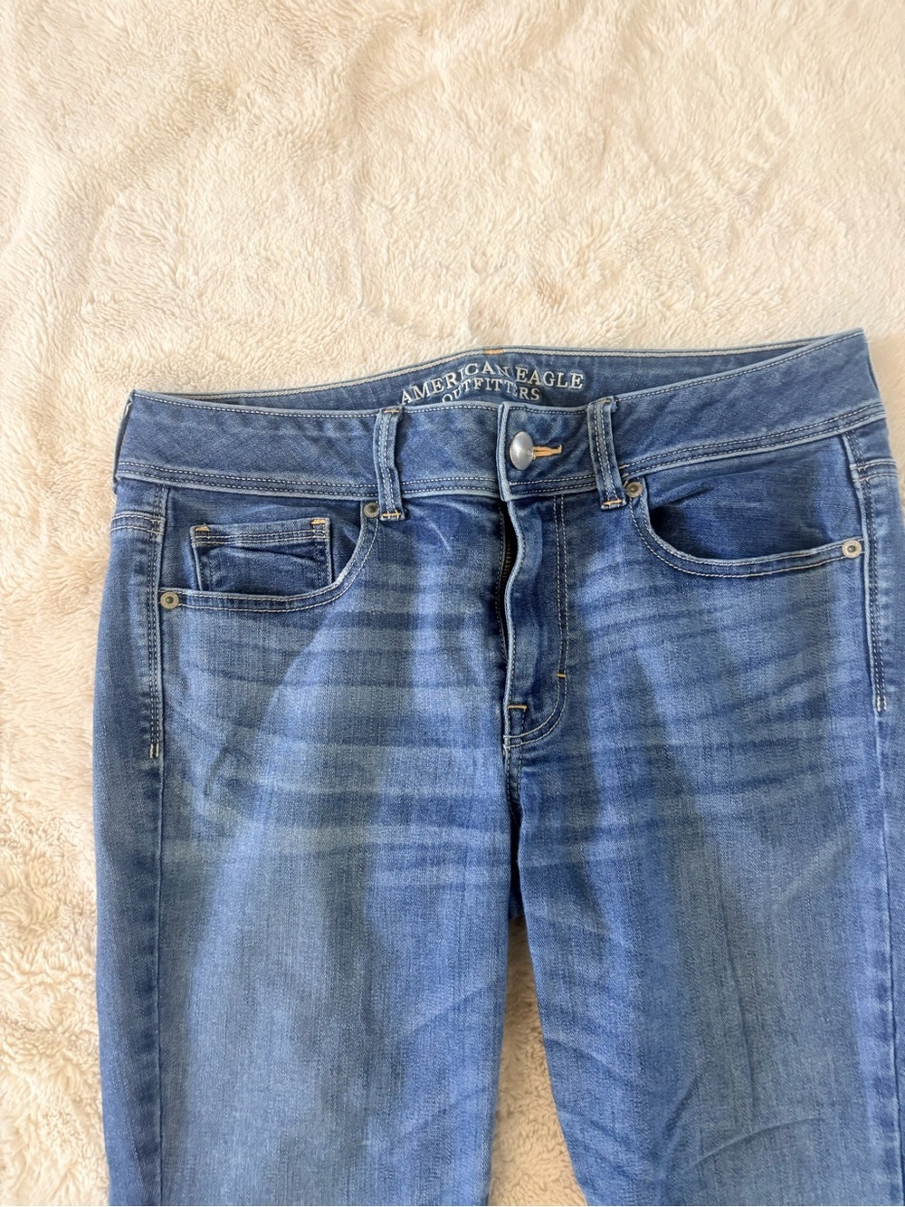 American Eagle Mid‑Rise Bootcut Jeans – Size 12 Short | Y2K Revival | - Picture 3 of 13